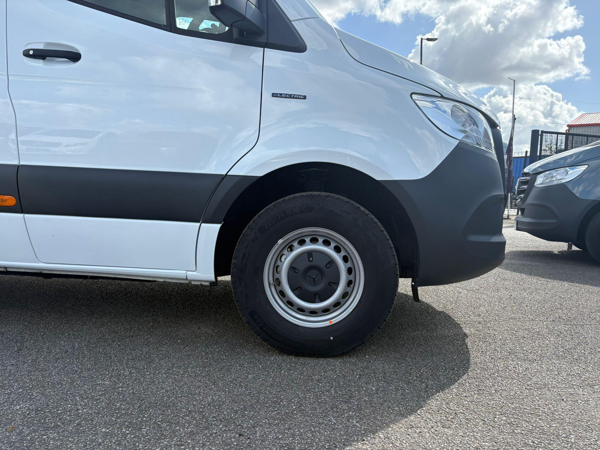 Mercedes-Benz eSprinter